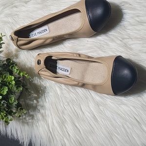 Steve Madden Two Tone Flats